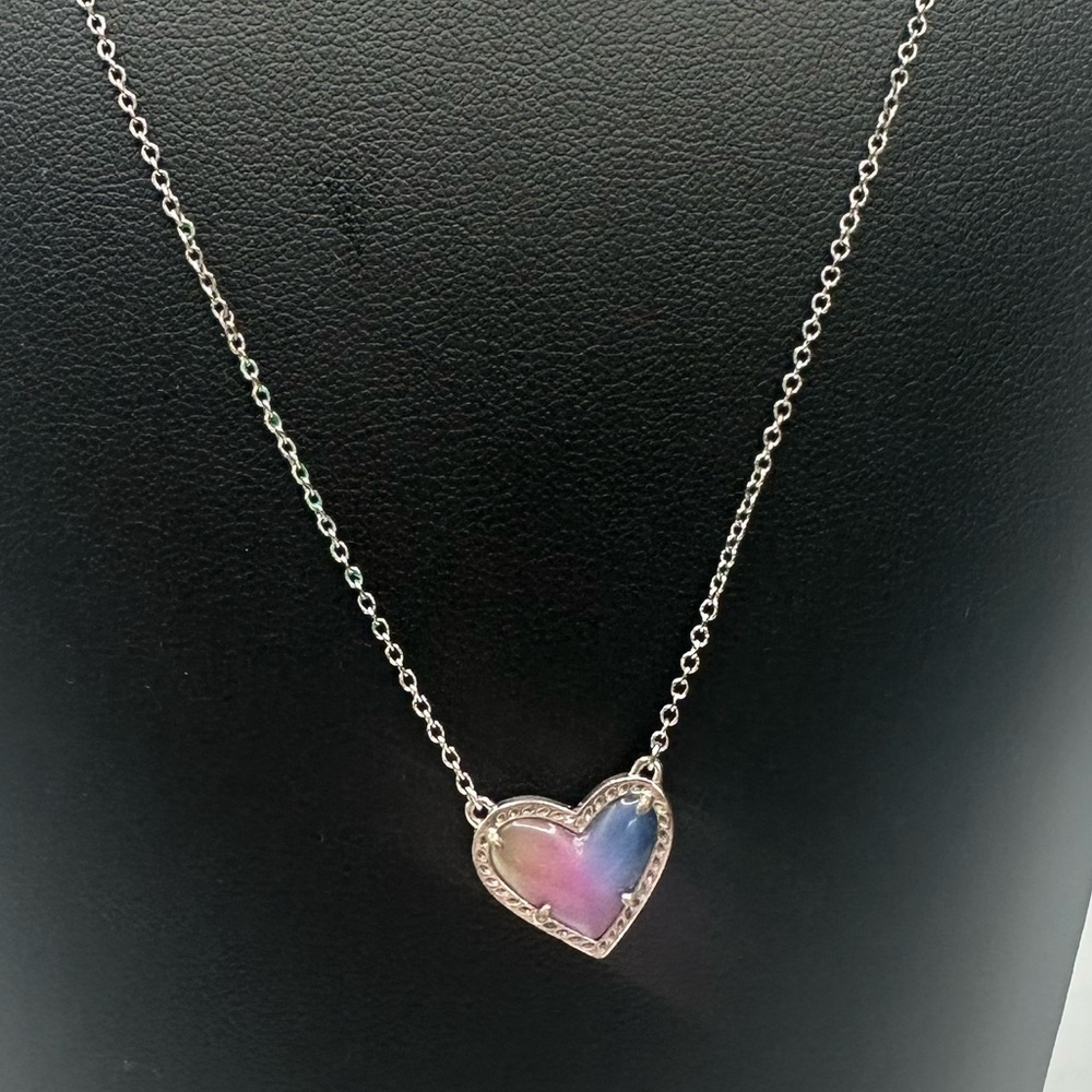 Kendra Scott Ari Heart Pendant Necklace Rainbow Iridescent Stone Silver Tone - Picture 12 of 12